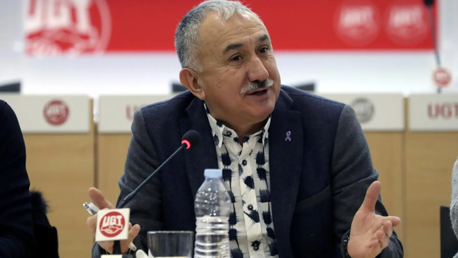 UGT subirá el suelo a sus trabajadores un 1,8% en 2018 pero pide un 3% para el resto