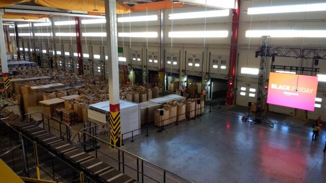 Amazon, a por el millón de ventas el día fuerte del “Black Friday”