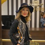 Lomana con «total look» de Top Queen