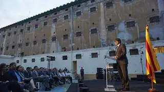 Puigdemont durante la inauguración de la exposición "La Modelo nos habla"en la antigua prisión de La Modelo Puigdemont durante la inauguración de la exposición "La Modelo nos habla"en la antigua prisión de La Modelo