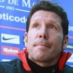El entrenador del Atlético de Madrid, el argentino Diego Simeone, durante la rueda de prensa de hoy