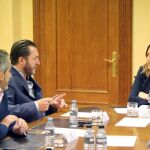 La delegada del Gobierno en Castilla y León, Virginia Barcones, se reúne con el presidente de Predif en la Comunidad, Francisco Sardón, y con representantes de Aspaym para conocer de primera mano su situación actual y proyectos de futuro