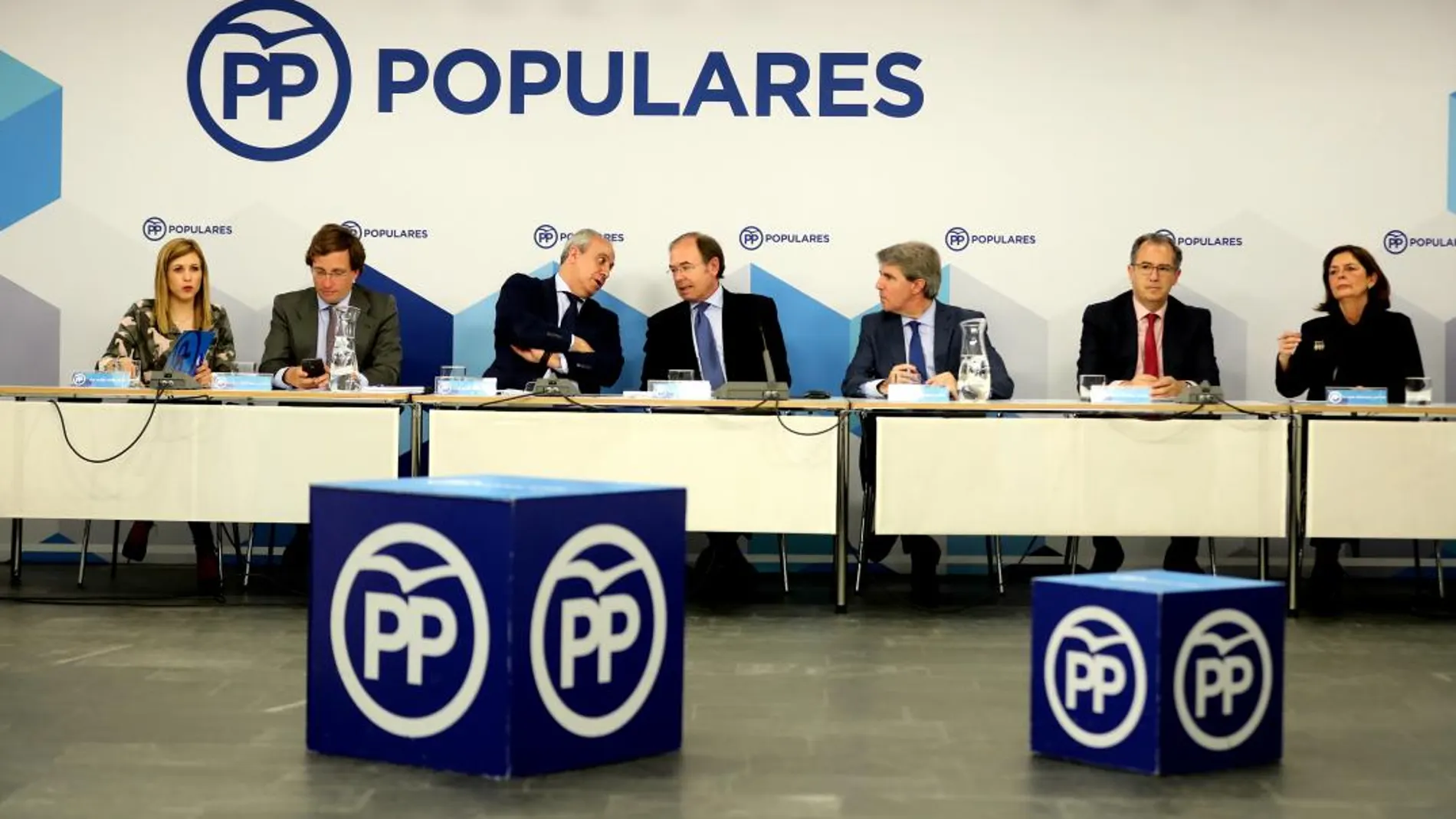 La nueva directiva regional estará integrada por 12 mujeres y 20 hombres, nombrados ayer por Pío García-Escudero en la sede de los populares. Foto: Luis Díaz