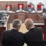 José Antonio Griñán y Manuel Chaves, en el juicio del «caso ERE»