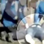 Momento en que dos agentes tratan de salvar al mantero senegalés fallecido. La Sexta