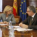 El ex ministro de Fomento José Blanco, junto a la ex vicepresidenta económica Elena Salgado