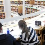 El abandono universitario es del 13% entre los alumnos con una media de 5 o 5,5