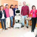 Representantes de la Asociación Autismo Burgos y del Hospital Universitario.