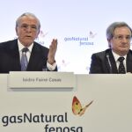 Isidro Fainé y Rafael Villaseca en la rueda de prensa de la Junta General de Accionistas 2017