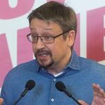 El candidato de Catalunya en Comú-Podem (CatECP) a la Generalitat Xavier Domènech, durante la rueda de prensa para valorar los resultados del 21 de diciembre. EFE/Quique García
