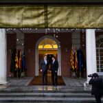 Mariano Rajoy y Carles Puigdemont, en un encuentro en La Moncloa en 2016. Foto: Alberto R. Roldán
