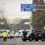 En Pekín se ha apreciado la existencia de un importante dispositivo de seguridad -con accesos cortados y mucha presencia policial- en torno a la Residencia de Jefes de Estado de Diaoyuta