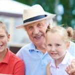 “Abuelito dime tú” Los abuelos, esa mirada tan necesaria en la infancia