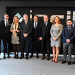Foto de familia de Herrera, con Del Olmo, Suárez-Quiñones, Silván y Hernández, entre otros