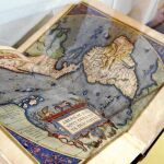 El «Theatrum Orbis Terrarum» es una de las piezas más importantes que se exhiben