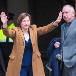 Carme Forcadell, el viernes a las puertas del TSJC tras su declaración.