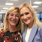 Cristina Cifuentes junto a Amalia Calonge, la funcionaria que modificó las notas de la ex presidenta / Luis Díaz