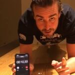 Fernando Alonso se une al reto "Plank Challenge"