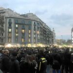 La manifestación de los Mossos ayer en el centro de Barcelona para pedir más efectivos y una mejora de las condiciones laborales.