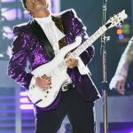 Bruno Mars durante una actuación