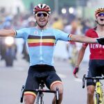Van Avermaet se impuso en la llegada de Copacabana al danés Fuglsang