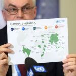 El responsable del Programa Mundial de la Hepatitis de la OMS, Marc Bulterys, durante su intervención.