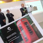 El presidente de Turismo Costa del Sol, Elías Bendodo, informó de la presencia en la feria londinense, a la que la empresa pública lleva por primera vez un expositor propio, de 195 metros cuadrados / Foto: EP