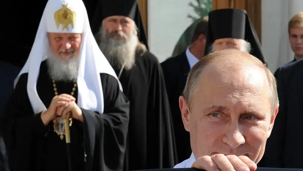 El presidente ruso Vladimir Putin se reúne con el Patriarca de la Iglesia Ortodoxa rusa, Cirilo I.