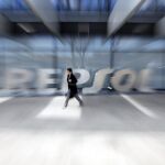 Repsol gana 639 millones de euros en el primer semestre