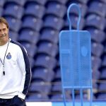 Fotografía fechada el 19 de octubre de 2015 que muestra al entrenador guipuzcoano Julen Lopetegui durante un entrenamiento en Oporto, Portugal.