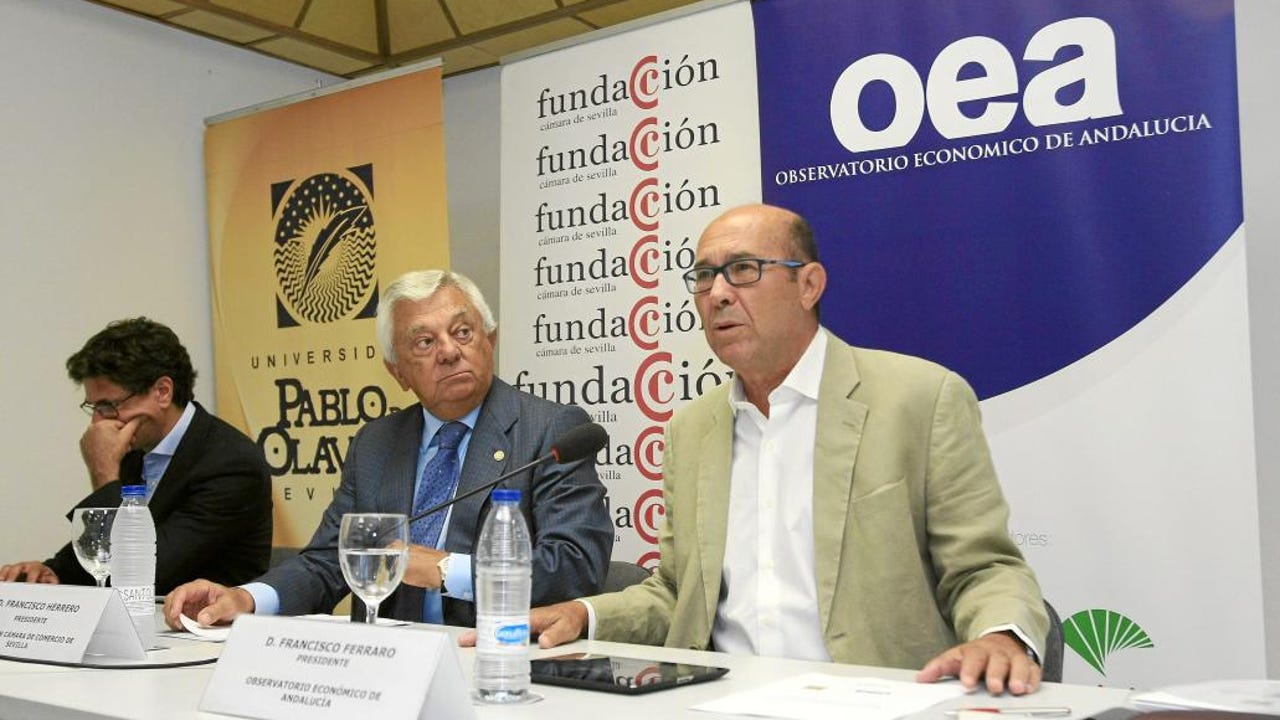 La economía andaluza crecerá el 2,6 % en 2025 por el consumo privado y la inversión