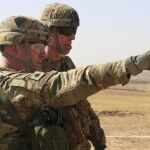 Militares de Estados Unidos participan en la ofensiva sobre Mosul emportrados en las fuerzas irakíes.