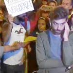Un periodista de La Sexta no puede realizar su trabajo ante la presión de los separatistas