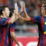 Messi y Neymar celebran uno de los goles del Barça ante el combinado de Tailandia