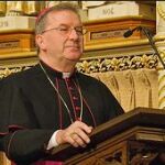 Luigi Ventura fue enviado por el Papa Benedicto XVI a París en 2009