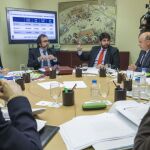 El presidente regional, Fernando López Miras, ayer durante la reunión del Consejo de Gobierno en San Esteban