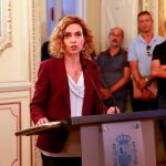 Meritxell Batet comparece tras su reunión con los sindicatos hoy.