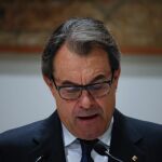 El juez cita como imputados a Anna Gabriel, Pascal, Rovira, Mas, Joveras y Boya
