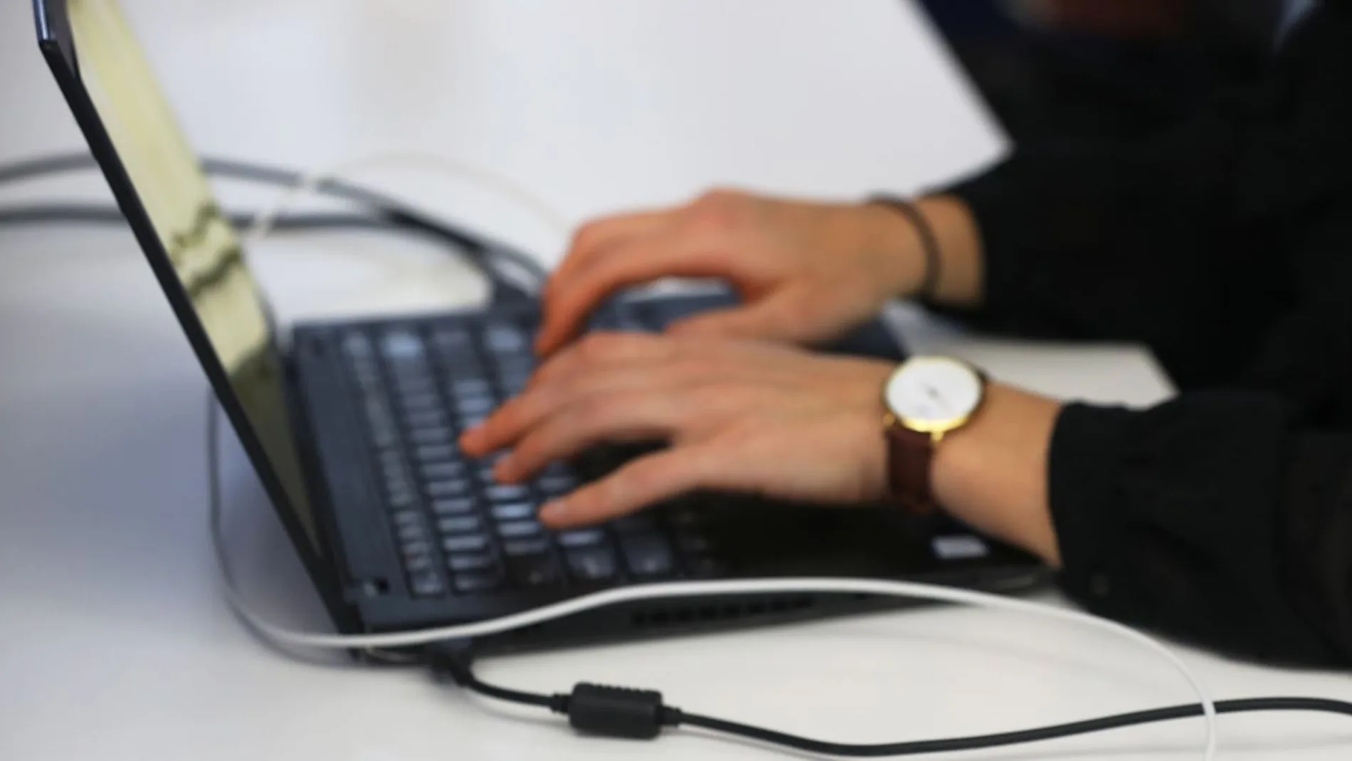 Nace la app Ficha.Work de registro de la jornada laboral para cumplir con la nueva ley