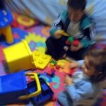 Estos pacientes a menudo son demasiado o insuficientemente sensibles a las entradas sensoriales, como la información visual y las señales sociales