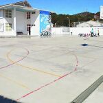 En la imagen, el patio del colegio Mossen Jacint Verdaguer.