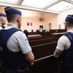 Vista general de la sala del Palacio de Justicia de Bruselas donde se celebra el juicio contra los acusados de terrorismo Salah Abdeslam y Sofiane Ayari