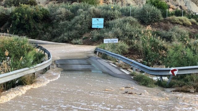 Carreteras inundadas en una imagen de archivo