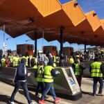 Los CDR sabotean los peajes en Barcelona