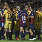 El Huesca - Nastic, bajo sospecha