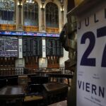 A media sesión, la mayoría de los valores del selectivo estaban en positivo/ Efe