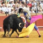 Media de Miguel Ángel Perera en La Maestranza, que vivió ayer su noveno festejo de feria