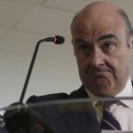 Luis de Guindos, durante su comparecencia hoy tras el anuncio de que optará a ser vicepresidente del BCE.