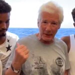 Richard Gere se sube al Open Arms
