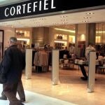 Fotografía de archivo de una tienda Cortefiel en el centro comercial La Vaguada de Madrid.